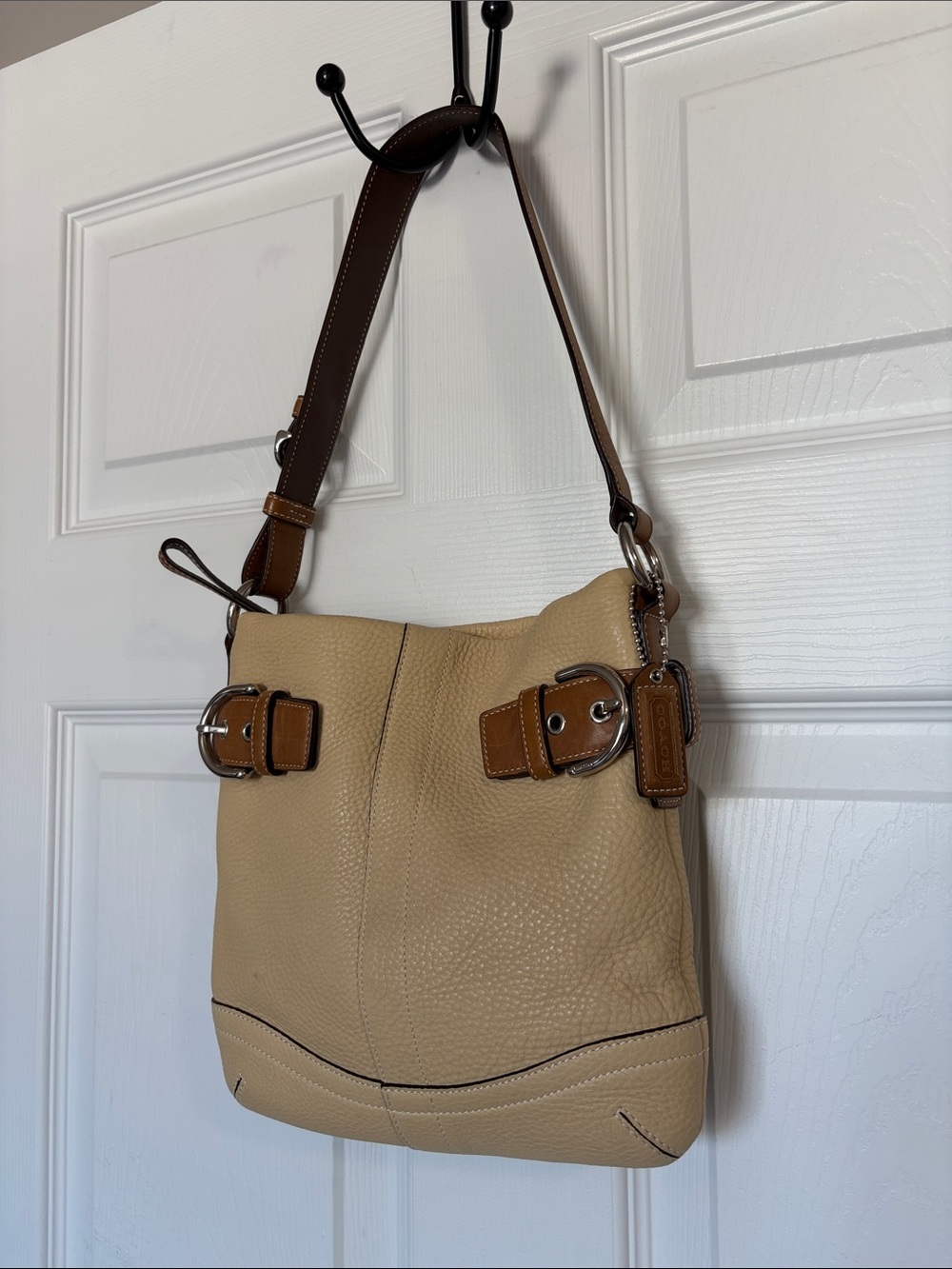 Coach Beige and Brown Leather Shoulder Bag - Picture 2 of 15